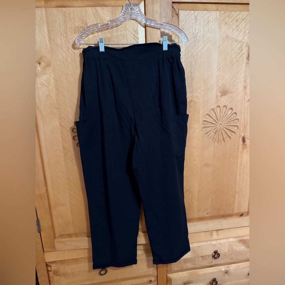 HYFVE cuffed paperbag pants - Picture 3 of 7